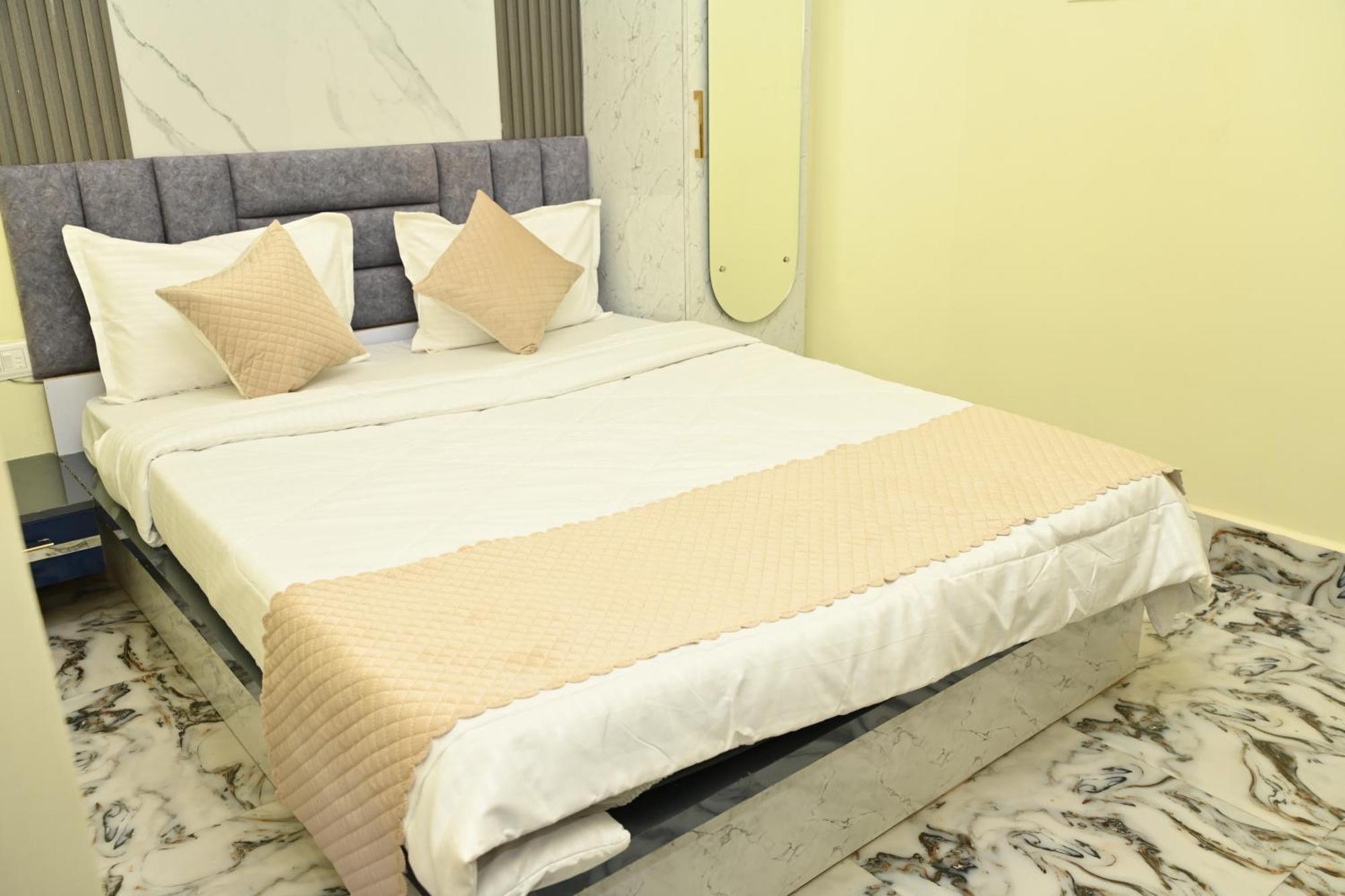 The Vintage Plaza Hotel Baripada ภายนอก รูปภาพ