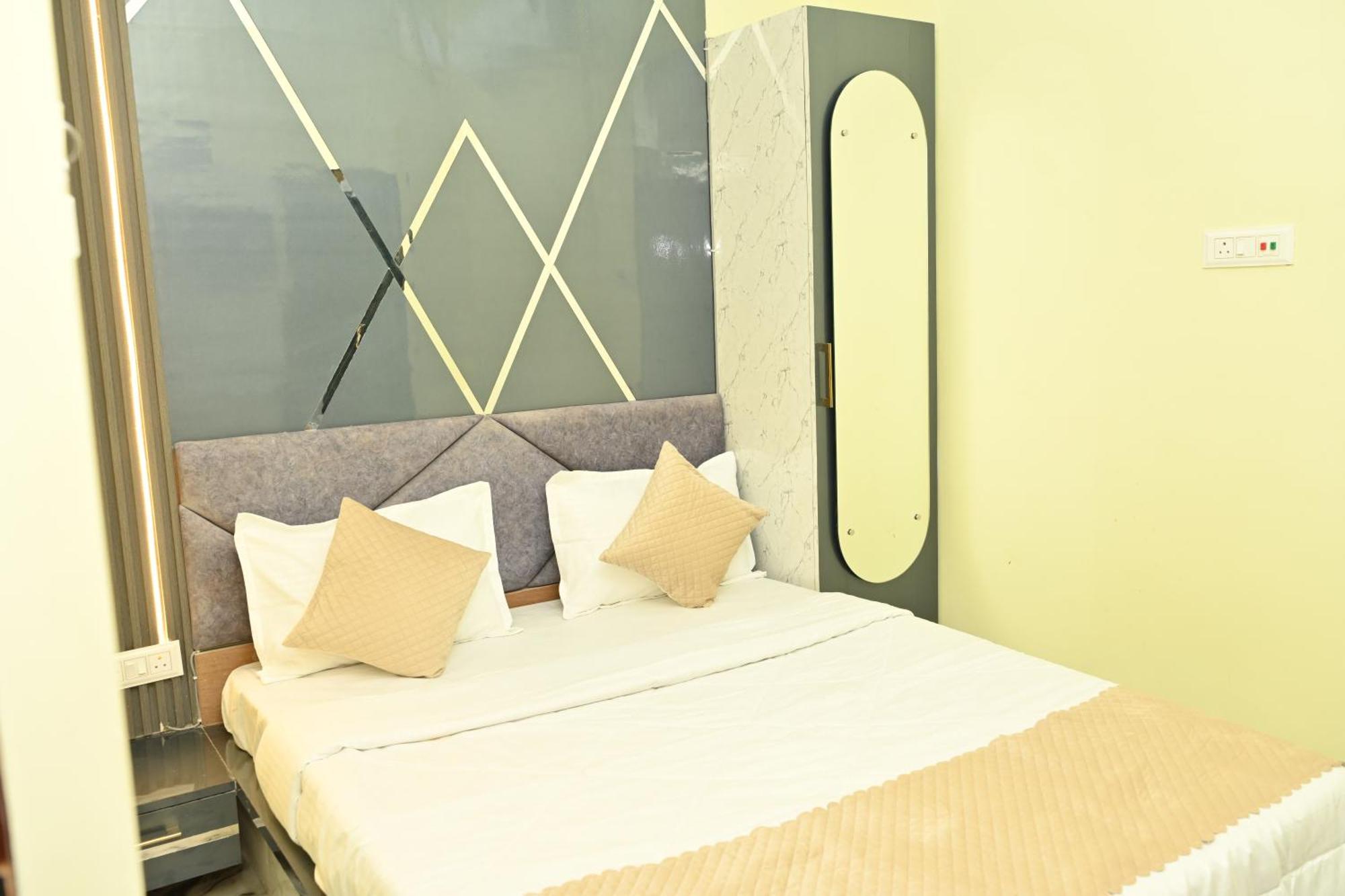 The Vintage Plaza Hotel Baripada ภายนอก รูปภาพ