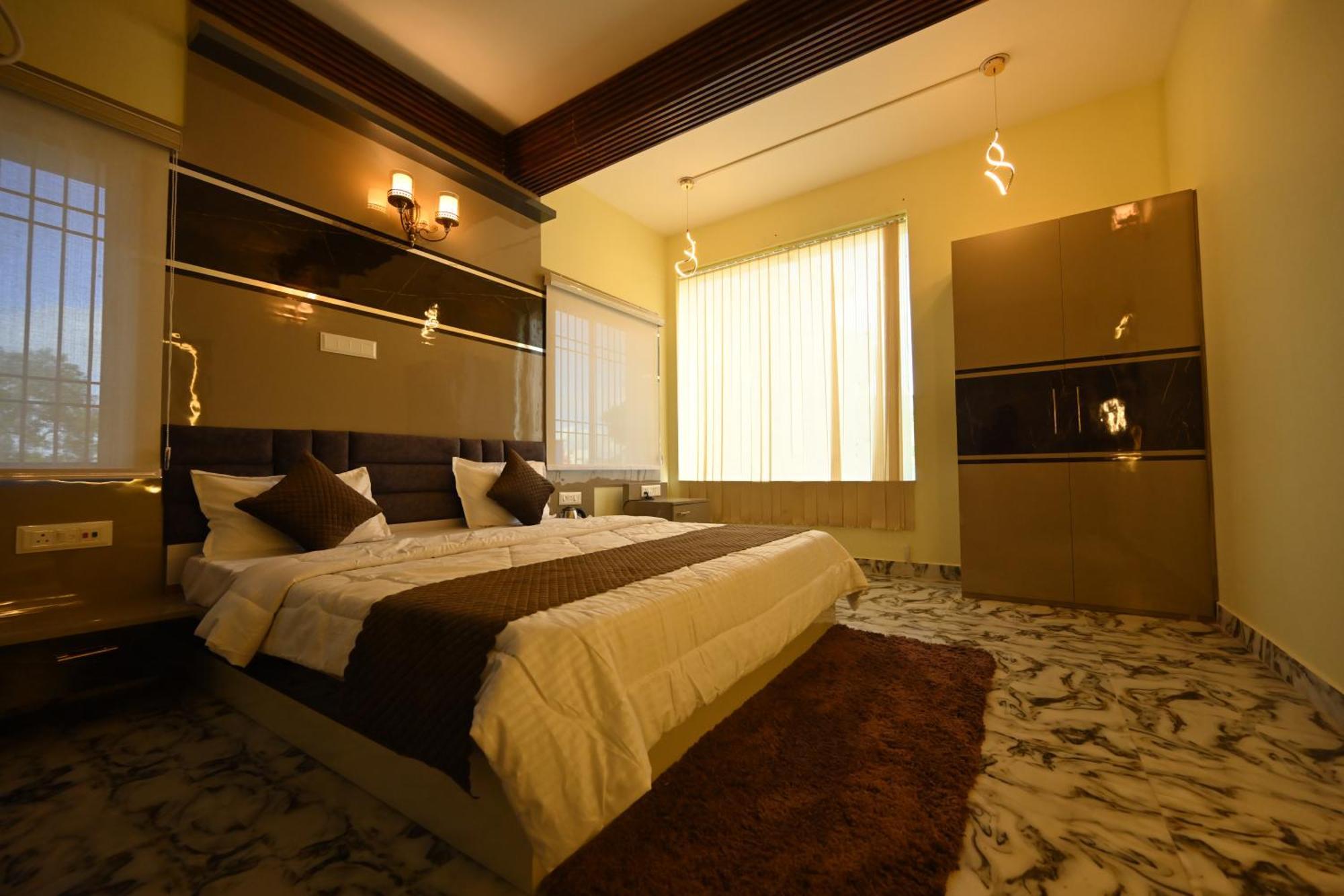 The Vintage Plaza Hotel Baripada ภายนอก รูปภาพ