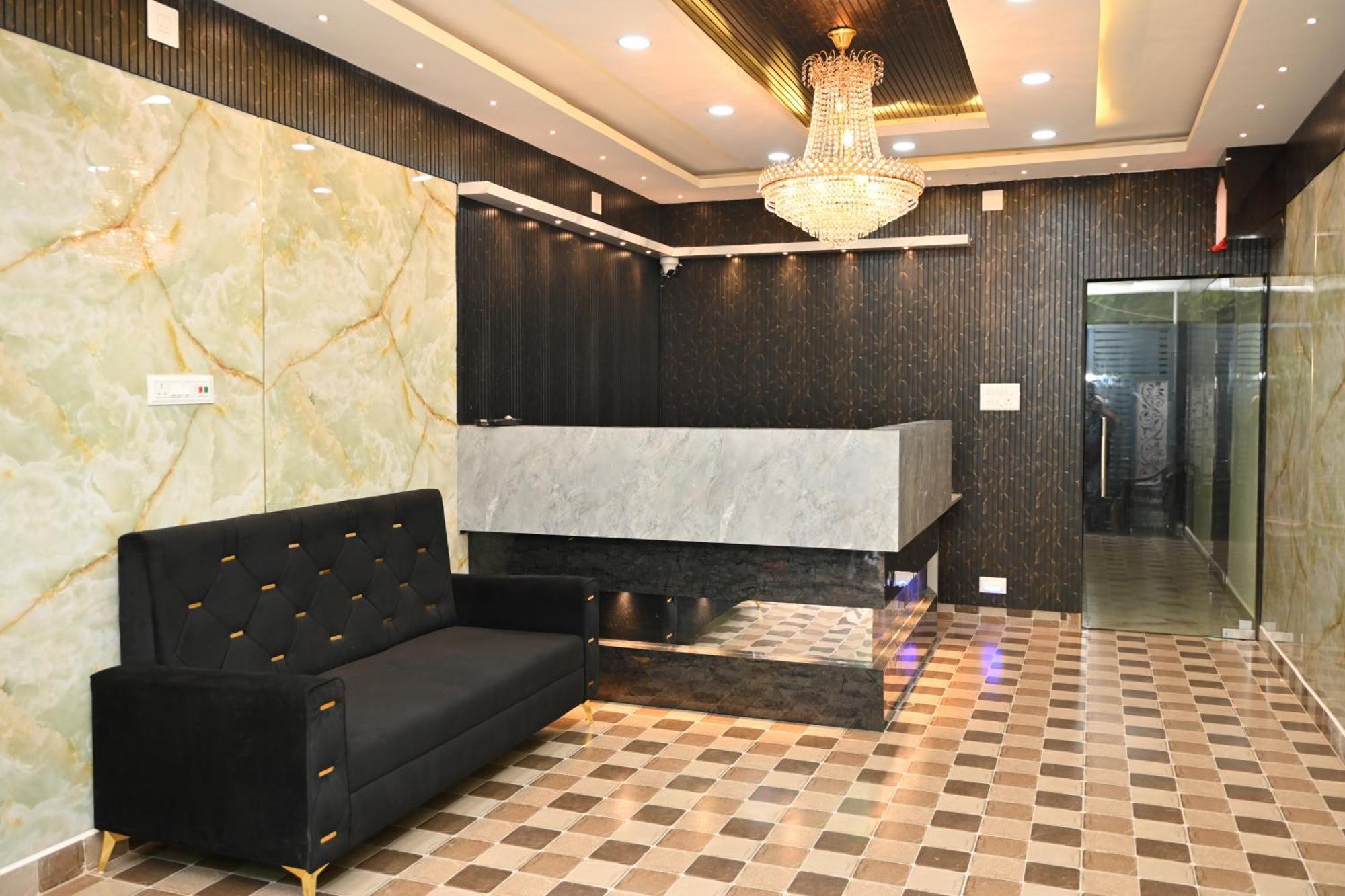 The Vintage Plaza Hotel Baripada ภายนอก รูปภาพ